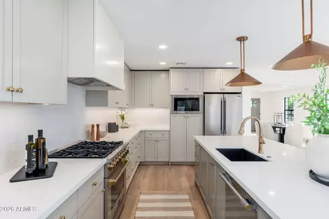 Kitchen - 5144 N 6th St, Phoenix, AZ 85012 photo 2 of 2