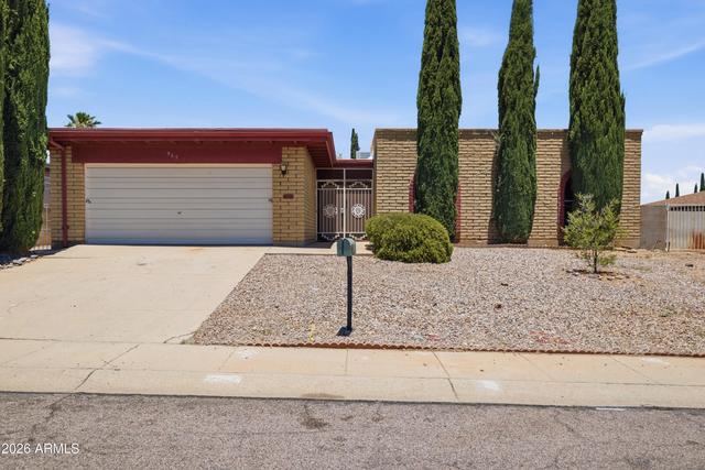 965 Charles Dr, Sierra Vista, AZ 85635