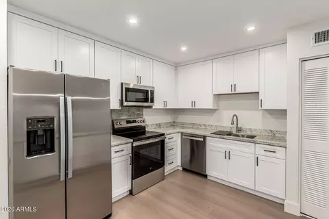 830 S Dobson Rd #72, Mesa, AZ 85202