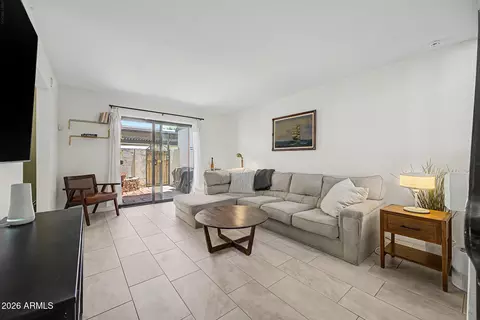 Living - 2810 E Glenrosa Ave #19, Phoenix, AZ 85016 photo 1 of 3