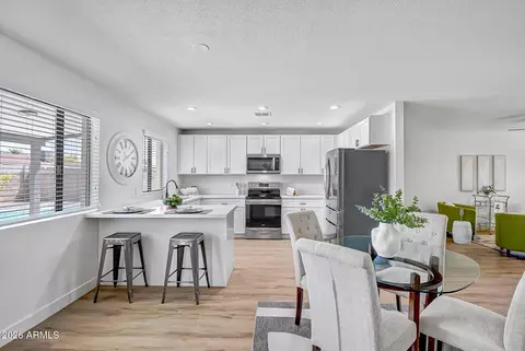 Kitchen - 4718 E Contessa St, Mesa, AZ 85205 photo 1 of 4