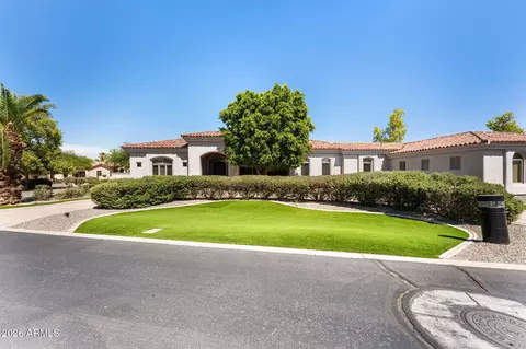 700 N Dobson Rd #36, Chandler, AZ 85224