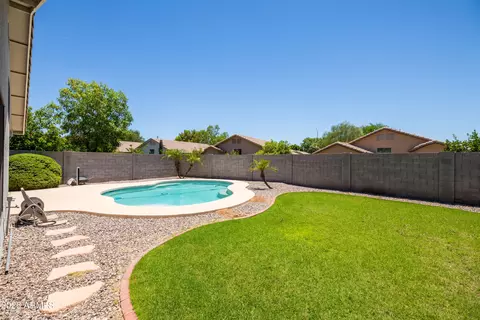 Exterior - 5747 E Gable Cir, Mesa, AZ 85206 photo 7 of 13