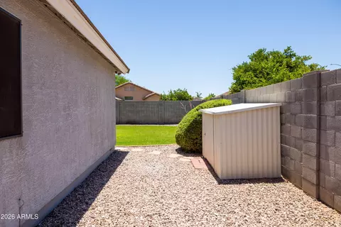 Exterior - 5747 E Gable Cir, Mesa, AZ 85206 photo 9 of 13