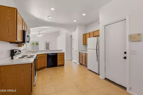Kitchen - 5747 E Gable Cir, Mesa, AZ 85206 photo 2 of 4
