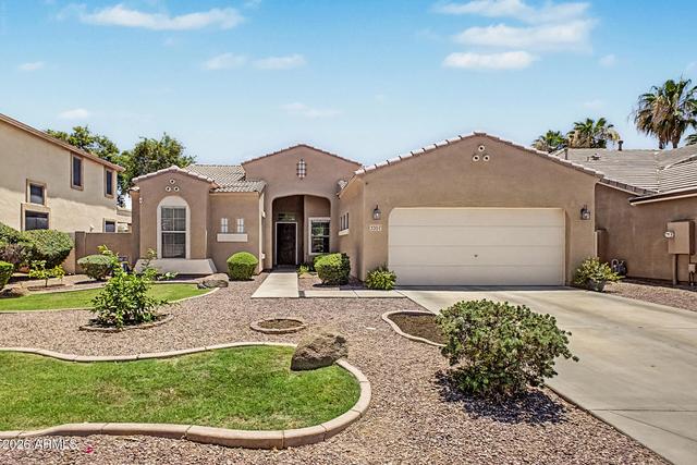 3357 E Bluejay Dr, Chandler, AZ 85286