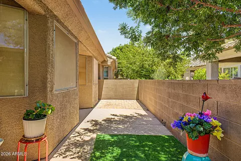 Exterior - 4202 E Broadway Rd #130, Mesa, AZ 85206 photo 7 of 10
