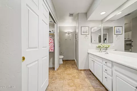 Bath - 4202 E Broadway Rd #130, Mesa, AZ 85206 photo 2 of 5