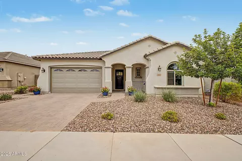 2844 W Roosevelt Dr, San Tan Valley, AZ 85144