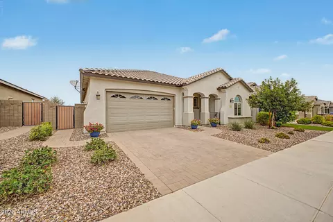2844 W Roosevelt Dr, San Tan Valley, AZ 85144