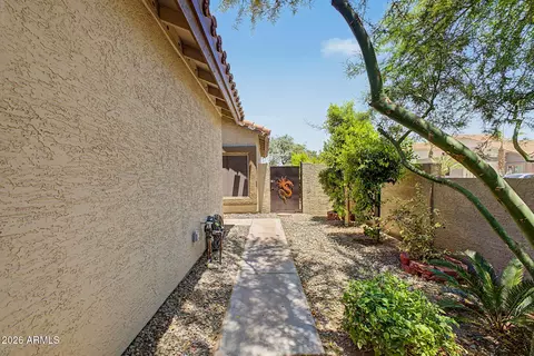 Exterior - 4354 E Dry Creek Rd, Phoenix, AZ 85044 photo 2 of 6