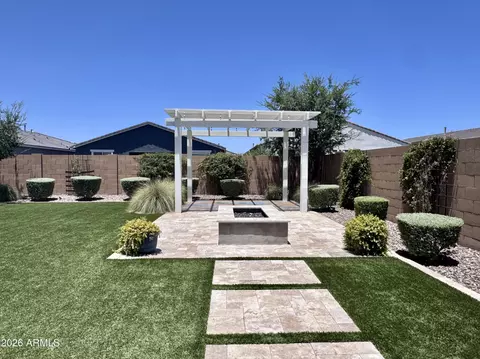 5518 W Stargazer Pl, Laveen, AZ 85339
