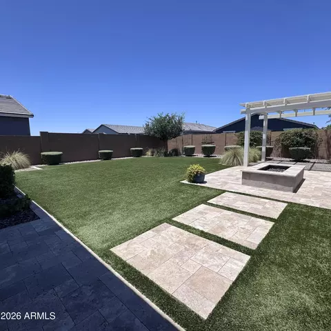 5518 W Stargazer Pl, Laveen, AZ 85339