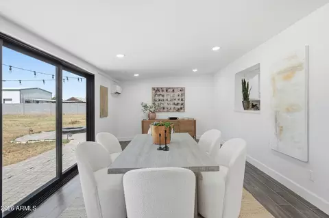 Dining - 2266 E Willis Rd, Gilbert, AZ 85297 photo 5 of 5