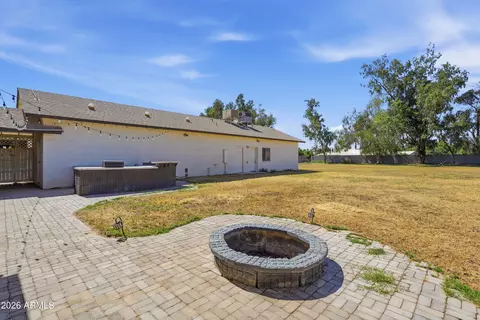 Exterior - 2266 E Willis Rd, Gilbert, AZ 85297 photo 6 of 12