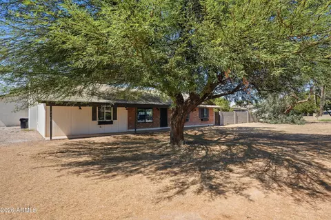 Exterior - 2266 E Willis Rd, Gilbert, AZ 85297 photo 3 of 12