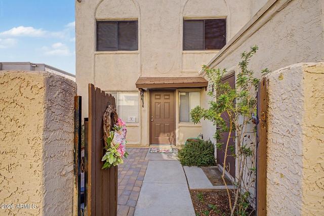 8113 E Glenrosa Ave, Scottsdale, AZ 85251