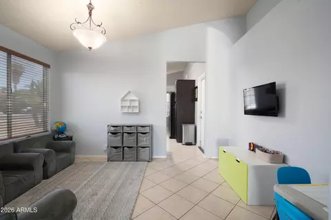 3022 E Topeka Dr, Phoenix, AZ 85050 photo 6