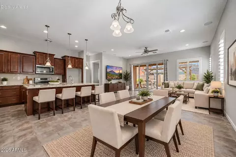 Dining - 3037 E Sagebrush St, Gilbert, AZ 85296 photo 1 of 1