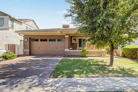 Exterior - 3037 E Sagebrush St, Gilbert, AZ 85296 photo 1 of 7