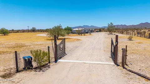 53679 W Barnes Rd, Maricopa, AZ 85139