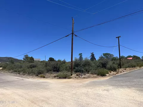 9488 S Steven Trl #-, Kirkland, AZ 86332