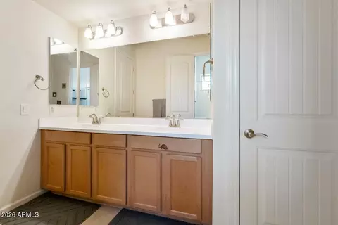 Bath - 8511 S 30th St, Phoenix, AZ 85042 photo 8 of 9