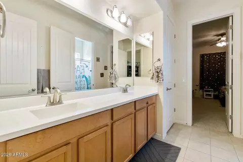 Bath - 8511 S 30th St, Phoenix, AZ 85042 photo 6 of 9
