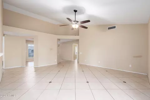 4139 E Siesta Ln, Phoenix, AZ 85050 photo 7