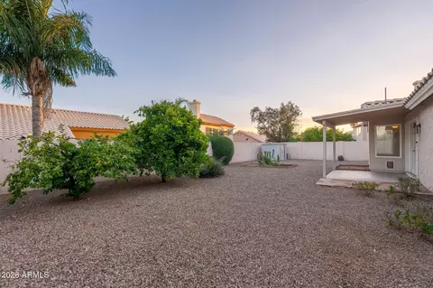 4139 E Siesta Ln, Phoenix, AZ 85050 photo 17