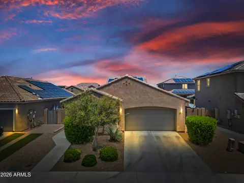 12118 W Hide Trl, Peoria, AZ 85383