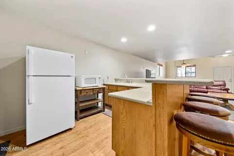 Kitchen - 2940 Constellation Ln, Overgaard, AZ 85933 photo 4 of 4