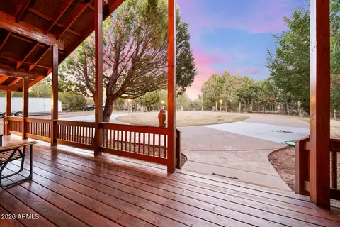 Exterior - 2940 Constellation Ln, Overgaard, AZ 85933 photo 26 of 31