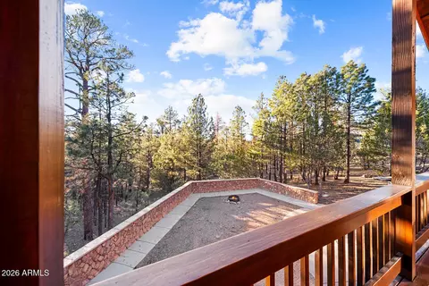 Exterior - 2940 Constellation Ln, Overgaard, AZ 85933 photo 22 of 31