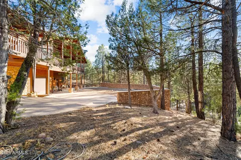 Exterior - 2940 Constellation Ln, Overgaard, AZ 85933 photo 6 of 31