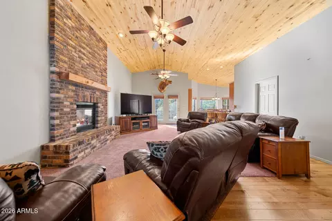 Living - 2940 Constellation Ln, Overgaard, AZ 85933 photo 1 of 4