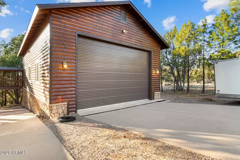 Exterior - 2940 Constellation Ln, Overgaard, AZ 85933 photo 16 of 31