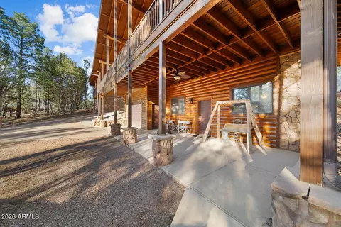 Exterior - 2940 Constellation Ln, Overgaard, AZ 85933 photo 4 of 31