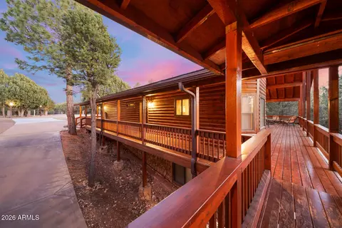 Exterior - 2940 Constellation Ln, Overgaard, AZ 85933 photo 28 of 31