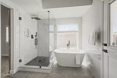 Bath - 6145 E Snowdon St, Mesa, AZ 85215 photo 2 of 3