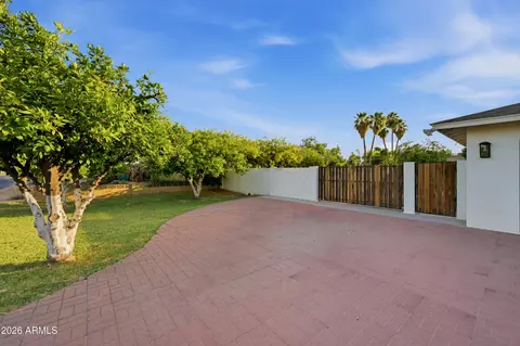 Exterior - 1102 N N Frst, Mesa, AZ 85203 photo 3 of 10
