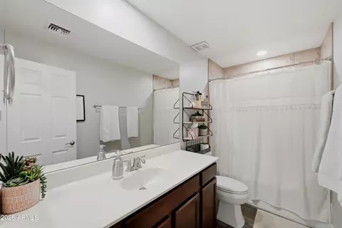 Bath - 1102 N N Frst, Mesa, AZ 85203 photo 3 of 5
