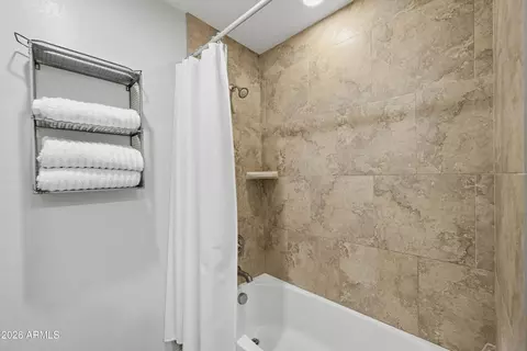 Bath - 1102 N N Frst, Mesa, AZ 85203 photo 2 of 5