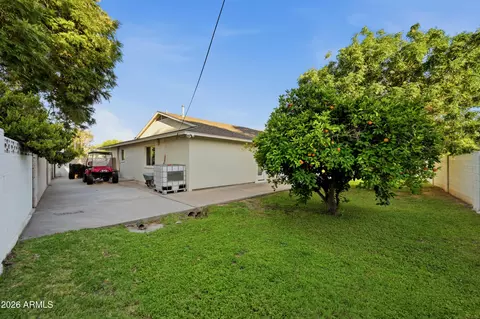 Exterior - 1102 N N Frst, Mesa, AZ 85203 photo 5 of 10