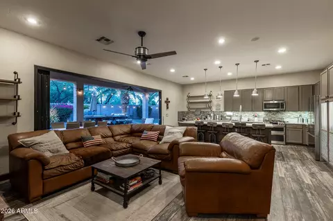 4008 E Lariat Ln, Phoenix, AZ 85050 photo 30