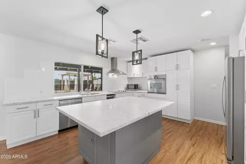 Kitchen - 2502 E Beryl Ave, Phoenix, AZ 85028 photo 3 of 8