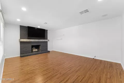 Living - 2502 E Beryl Ave, Phoenix, AZ 85028 photo 5 of 6