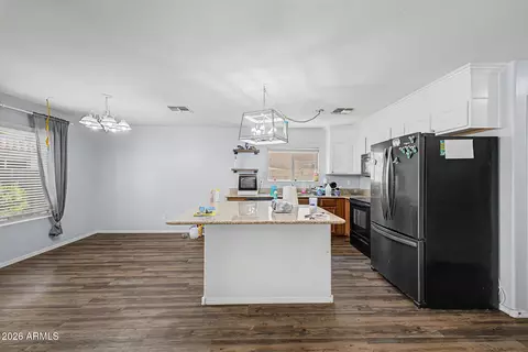 2569 S Chaparral Rd, Apache Junction, AZ 85119 photo 5