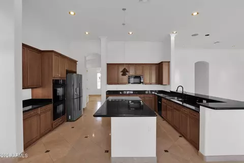 Kitchen - 3418 E June Cir, Mesa, AZ 85213 photo 6 of 8