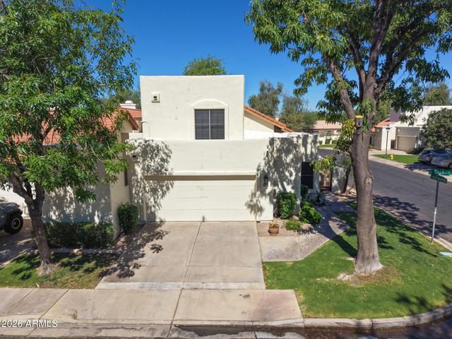 8852 S Taylor Dr, Tempe, AZ 85284